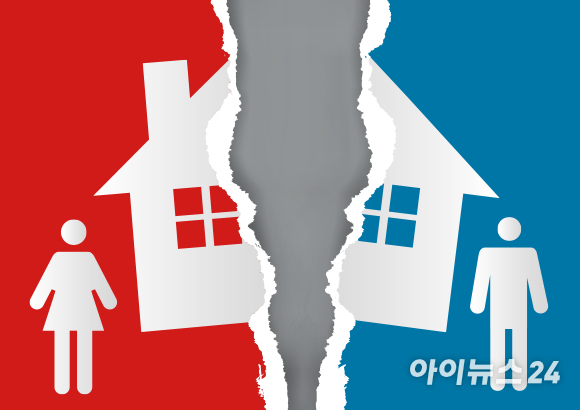 지난 24일 YTN라디오 '조인섭 변호사의 상담소'에는 아내의 핸드백에서 외도 증거인 '콘돔'을 발견해 이혼소송을 제기한 남편의 사연이 소개됐다. 본문과 관련 없는 사진. [사진=펙셀스]