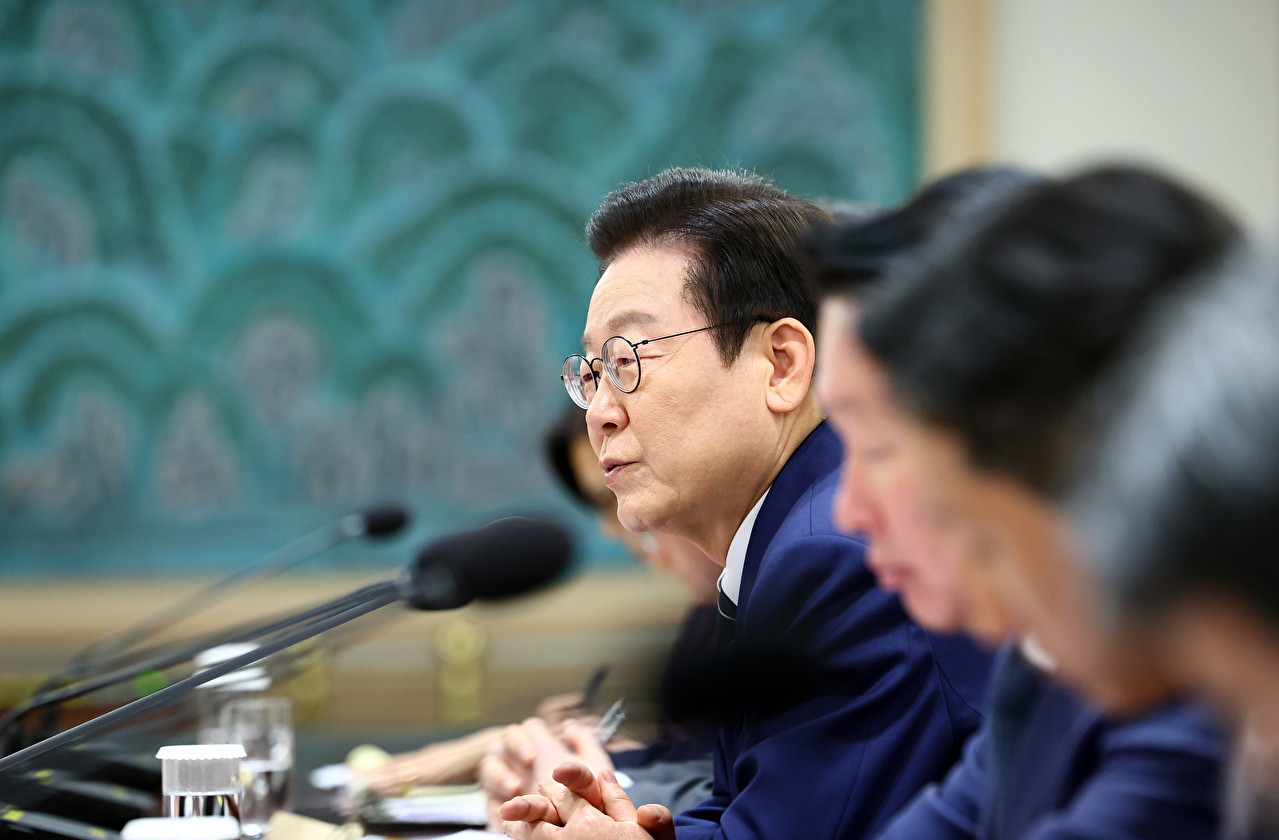 이재명 대통령이 16일 용산 대통령실에서 열린 한미 관세협상 후속 민관 합동회의에서 발언하고 있다. 2025.11.16 [사진=연합뉴스]