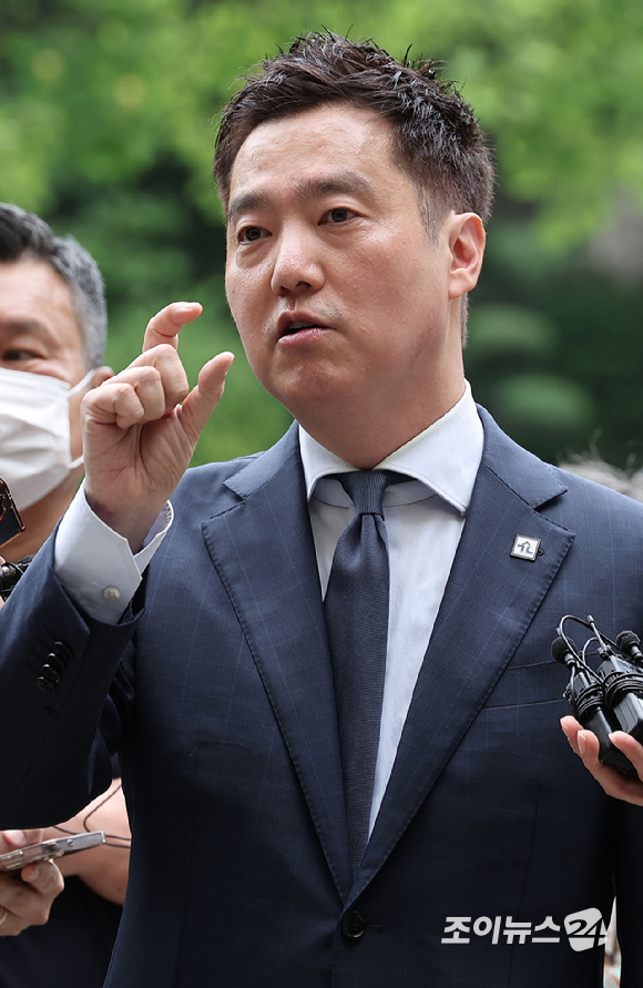 "경찰 고소하겠다" 호통치다 구속 엔딩…가세연 김세의, 법의 심판대로