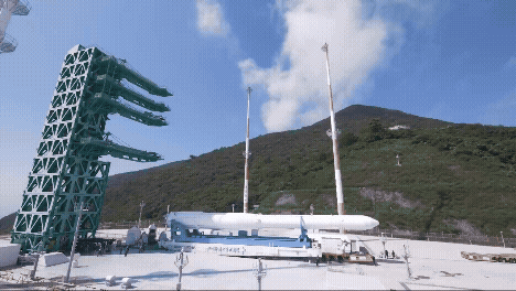 2023년 5월 누리호 3호가 나로우주센터에서 발사되고 있다. [사진=항우연]